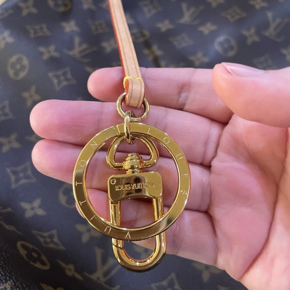 Louis Vuitton Artsy GM - Picture 14 of 16